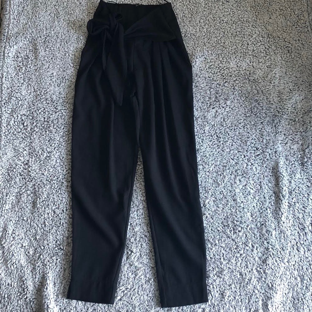 LAST ONE! High Waist Skinny Trousers in Black - Picture 4 of 5